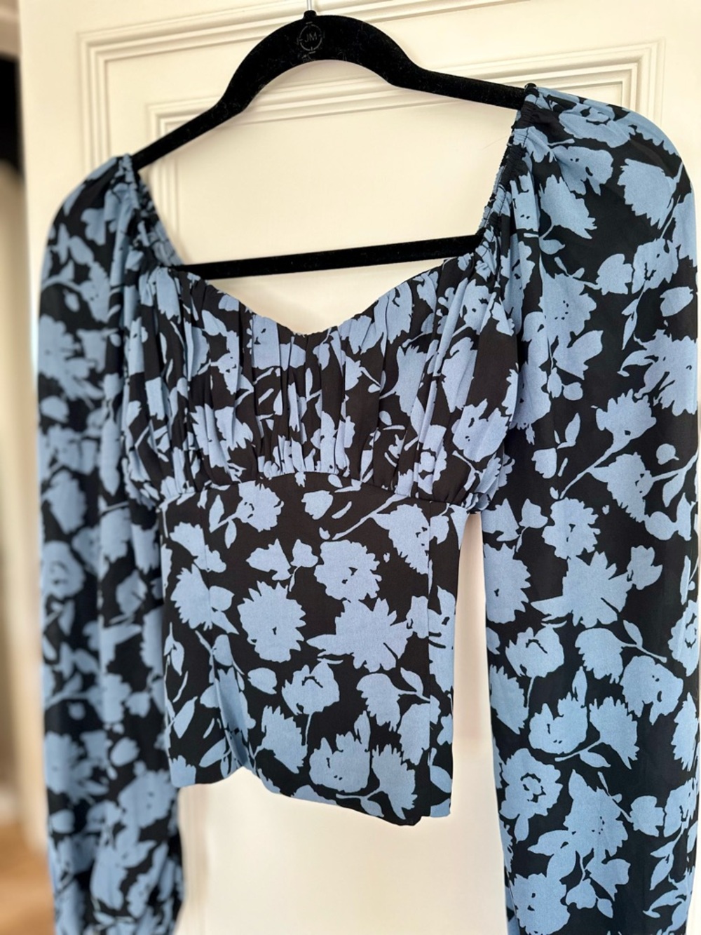Abercrombie & Fitch Navy/Light blue floral Blouse with stretch/zipper back